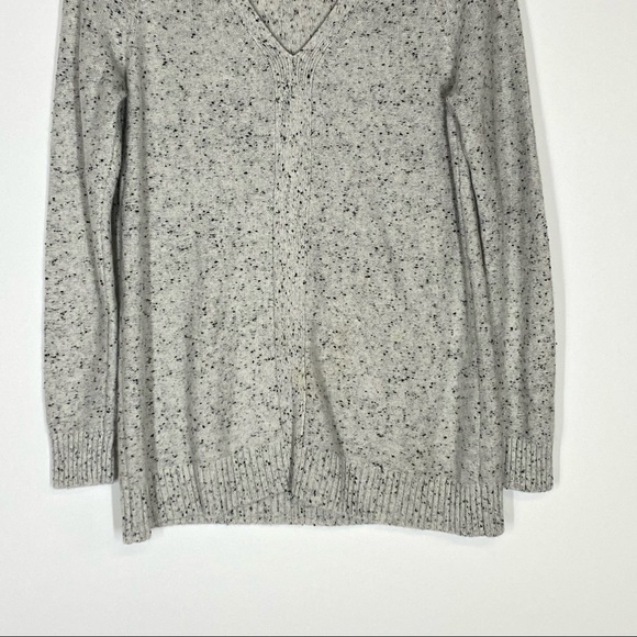 Nordstrom Collection 100% Cashmere V Neck Sweater - Picture 4 of 7